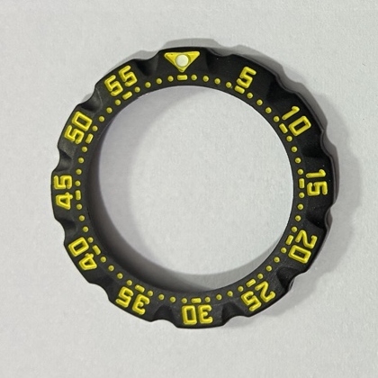 TAG Heuer Mens 34mm Black, Yellow Bezel
